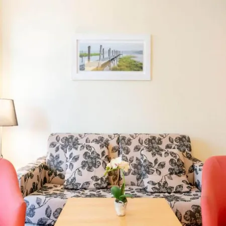 Apartment Mit Ahoi-rabatt In Sellin (Rugen)