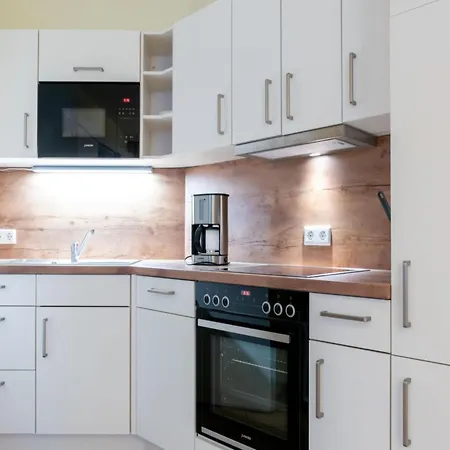 Apartment Mit Ahoi-rabatt In Sellin (Rugen)